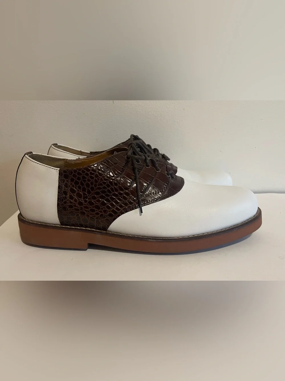 Polo by Ralph Lauren White and Brown Two-Tone Oxford golf shoes